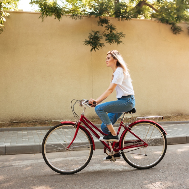 مثاليةٌ في الأجواء الشتوية الحالية للإمارات: فوائد صحية جمة نجنيها من ركوب الدراجات