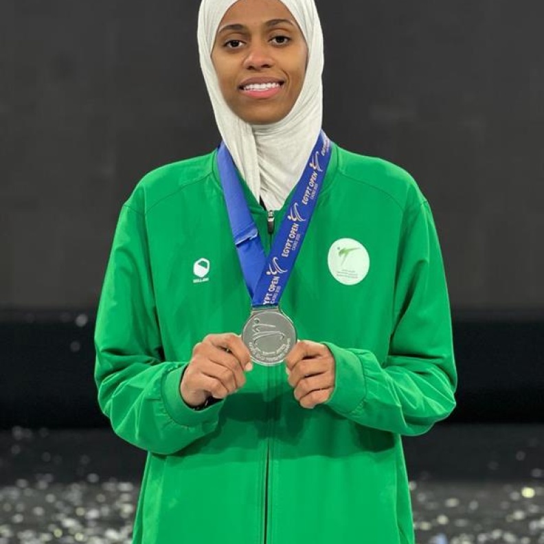 دنيا أبوطالب إلى باريس 2024.. لاعبة الأخضر تصنع التاريخ وتتأهل إلى الأولمبياد