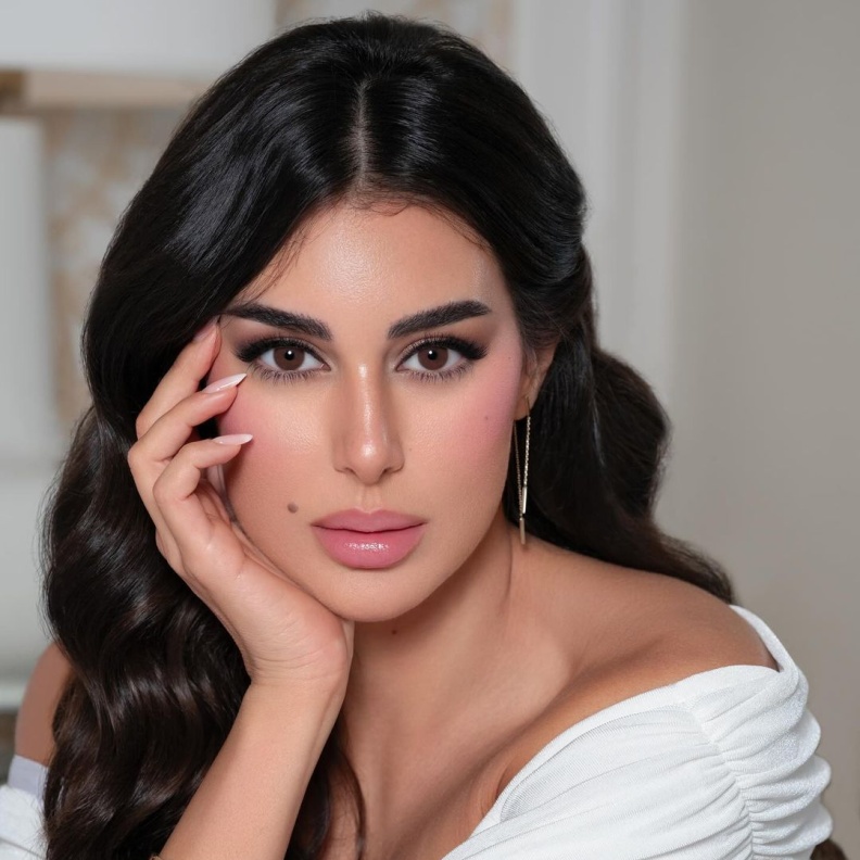  ياسمين صبري نجمة مسلسل رحيل بأجمل إطلالات مجوهراتها