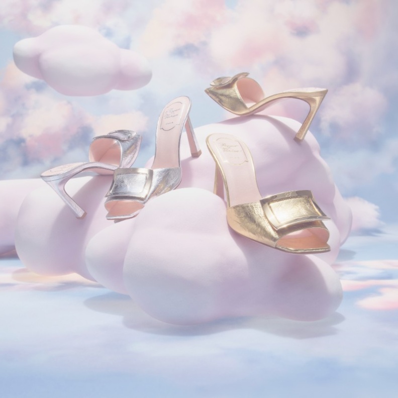 علامة Roger Vivier تحتفل بشهر رمضان بمجموعة كبسول وإكسسوارات خاصة ذات إصدار محدود