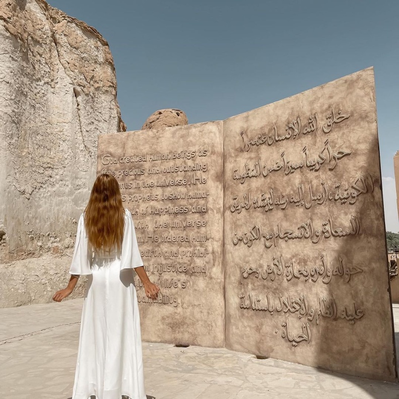 منجزات رؤية 2030 تتحقق قبل الموعد.. المملكة تصل إلى 100 مليون سائح