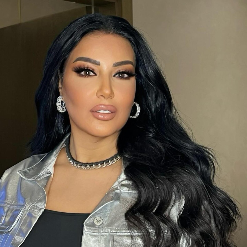 سمية الخشاب