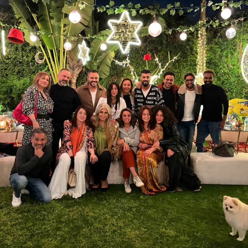 النجوم في منزل هند صبري