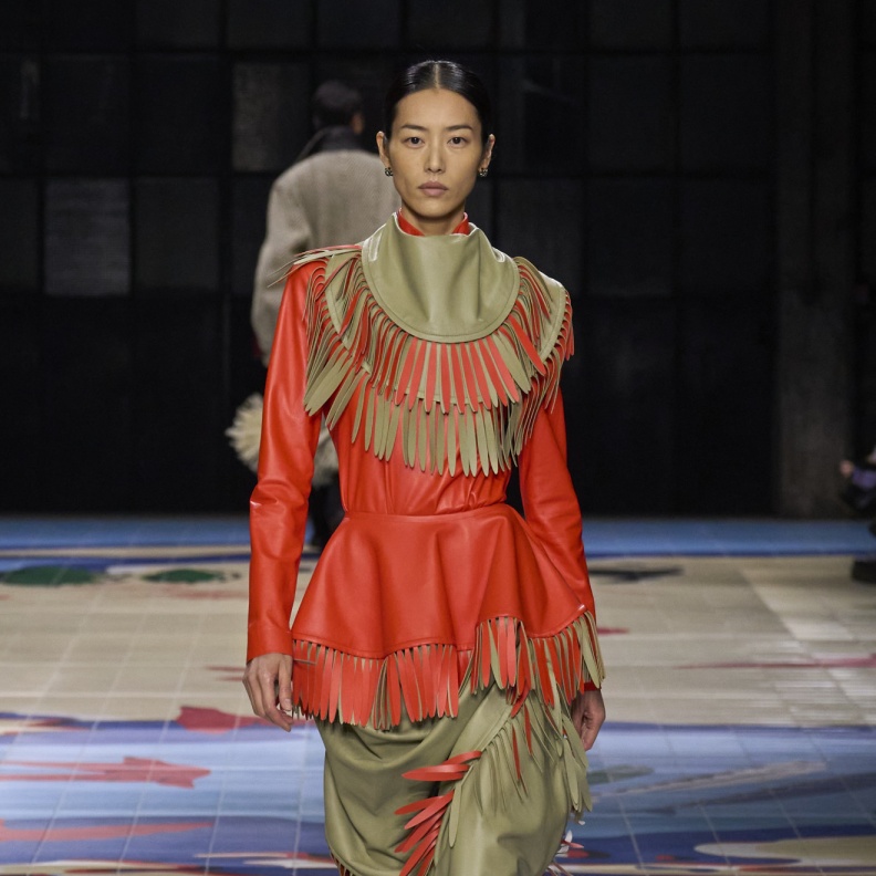 إطلالة من Bottega Veneta