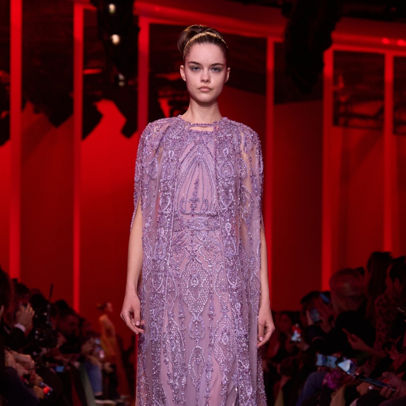 التطريز والشك على الفساتين في أمسيات رمضان 2024