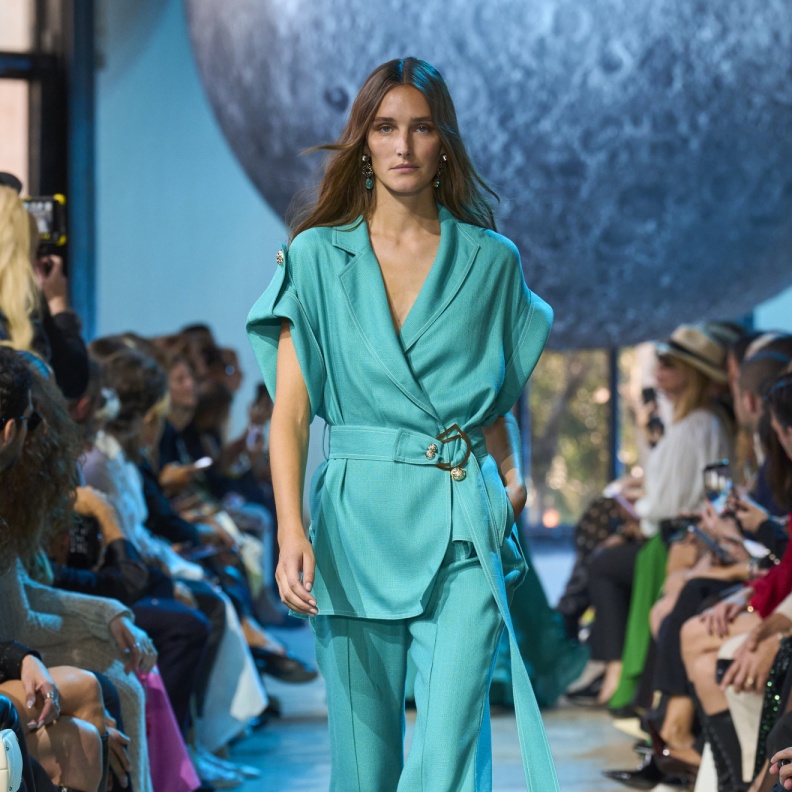 وداعاً لمعاناة تنسيق الملابس، فالأطقم المنسقة Co-Ord هي أبرز صيحات الموضة هذا الربيع