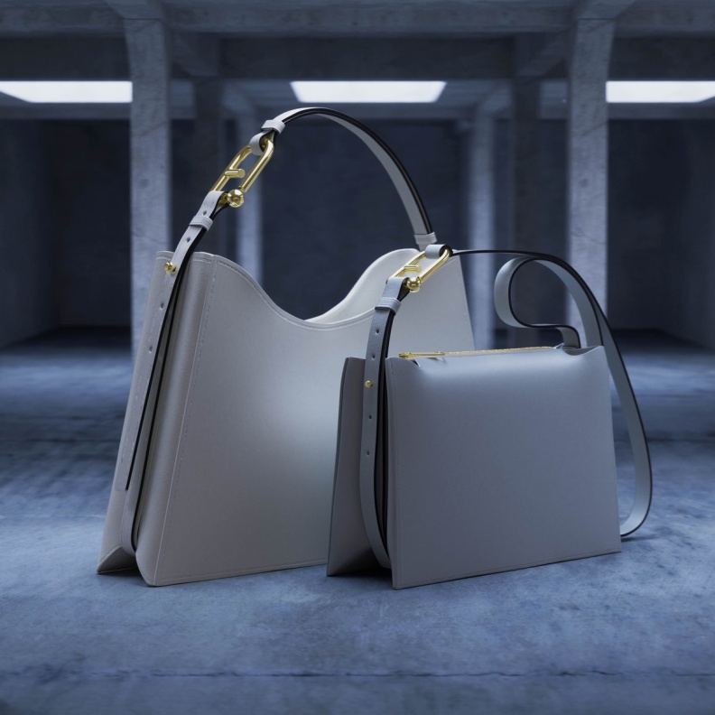 حقيبة Furla Nuvola بأحجام متنوعة 