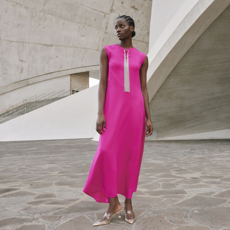  ليم تطلق تشكيلة مصغّرة من الأزياء إحتفالاً بعيد الفطر السعيد