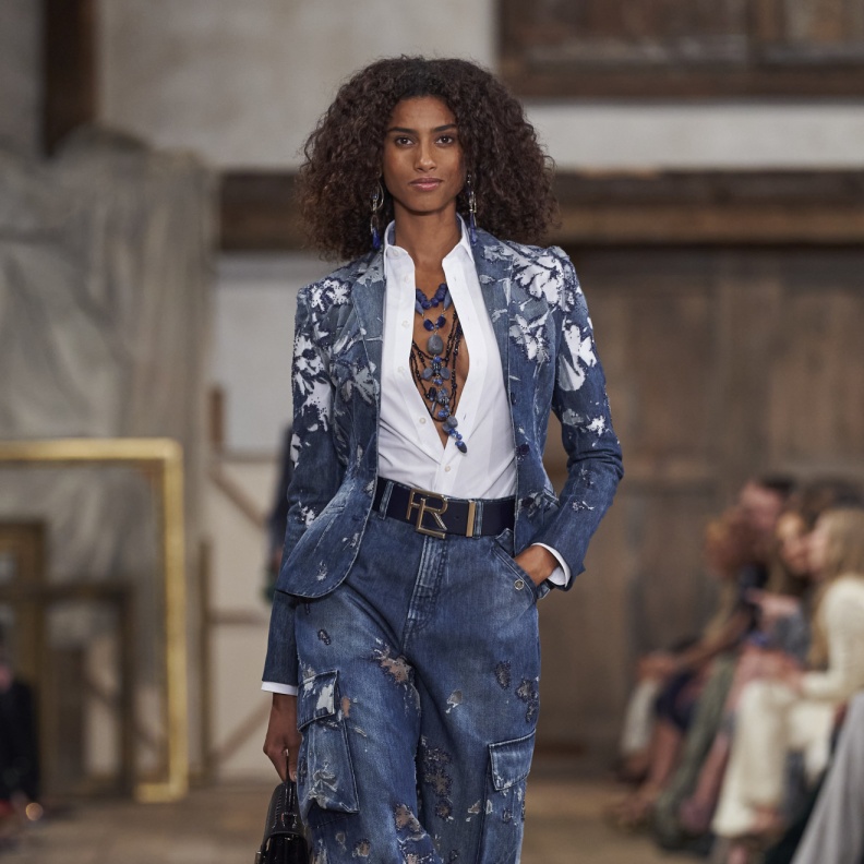 إطلالة من Ralph LAuren