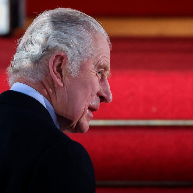 أول 18 شهرًا "مستقرة" للملك تشارلز على العرش رغم النكسات الصحية