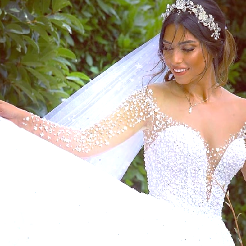 خبير الشعر ميشال زيتون لـ "هي": لهذه الأسباب لا أنصح بصبغات الشعر للعروس