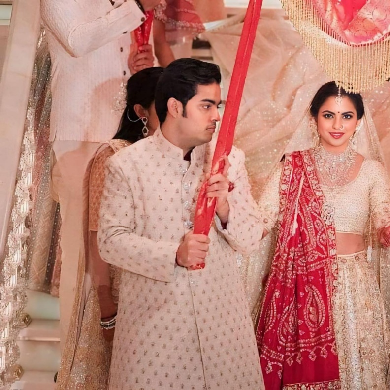 حفلات الزفاف الأسطورية لأبناء أغنى رجل في آسيا تتجدد.. أحدثها زفاف نجله أنانت