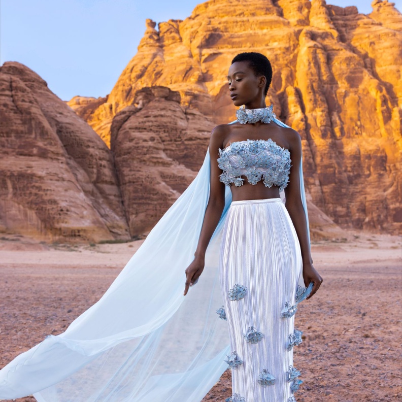 فستان بقطعتين من مجموعة رامي قاضي لصيف 2024