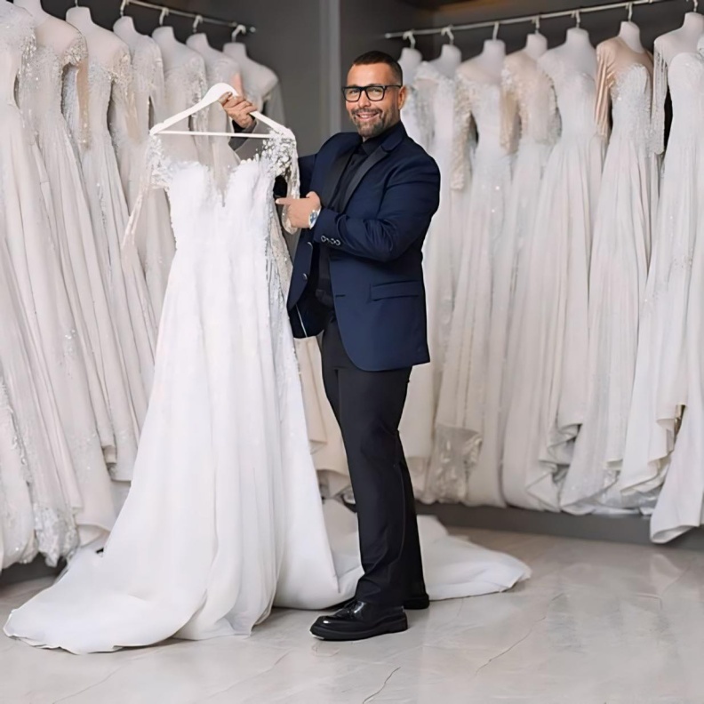 الستايلست خليل زين لـ "هي": هذا ما على العروس تجنبه في طلّة يوم الزفاف