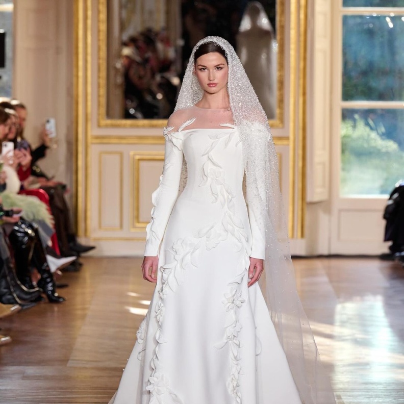 عروس جورج حبيقة من اسبوع الموضة في باريس