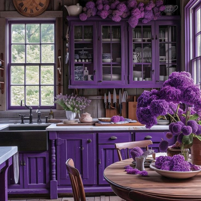 7 ألوان ينصح الخبراء بتجنب اختيارها لخزائن وجدران المطبخ