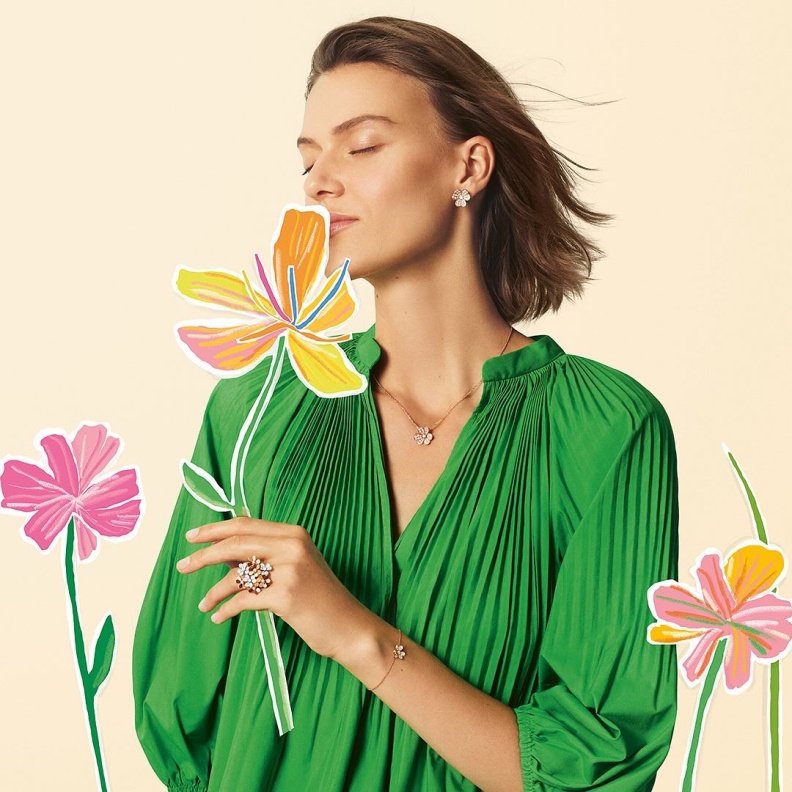 سلاسل ذهب راقية