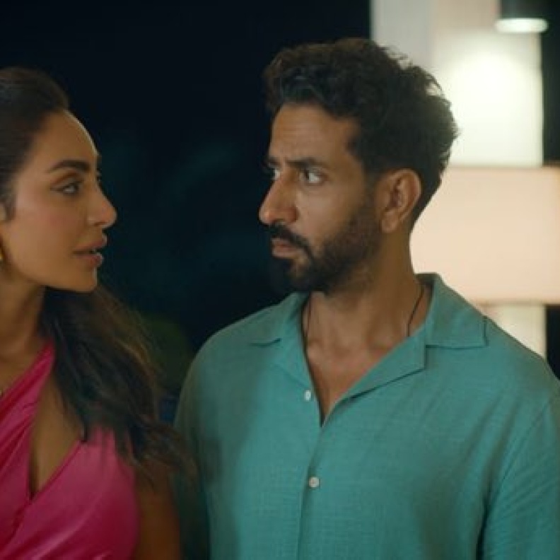 حب وضحك ومفاجآت في فيلم الكوميديا الرومانسية "شهر زيّ العسل" وهذا موعد عرضه على نتفليكس