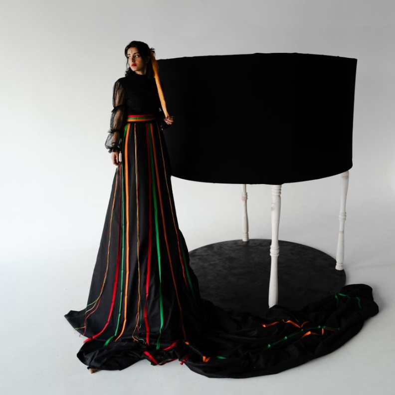 خاص "هي": قصة نجاح الفنانة السعودية المبدعة المتخصصة في الطباعة الفنية "سمر المالكي"  