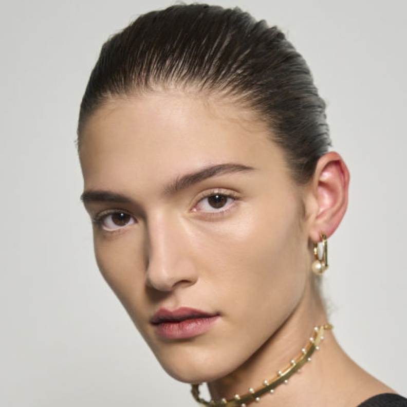 النفحات الشرقية تفوز في تحقيق إطلالة لا تنسى.. إليكم خياراتنا من أجدد عطور للرجال والنساء