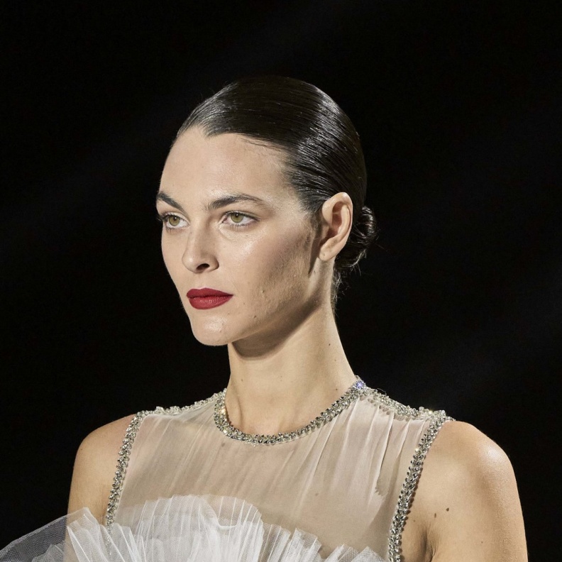 خياراتنا من عطور بعبوات فخمة لهدايا لا تنسى في عيد الفطر 2024