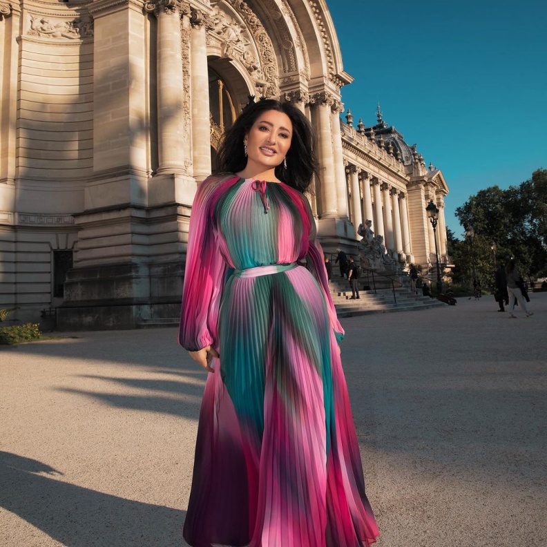 إطلالات النجمات ومدونات الموضة في أول أيام عيد الفطر 2024