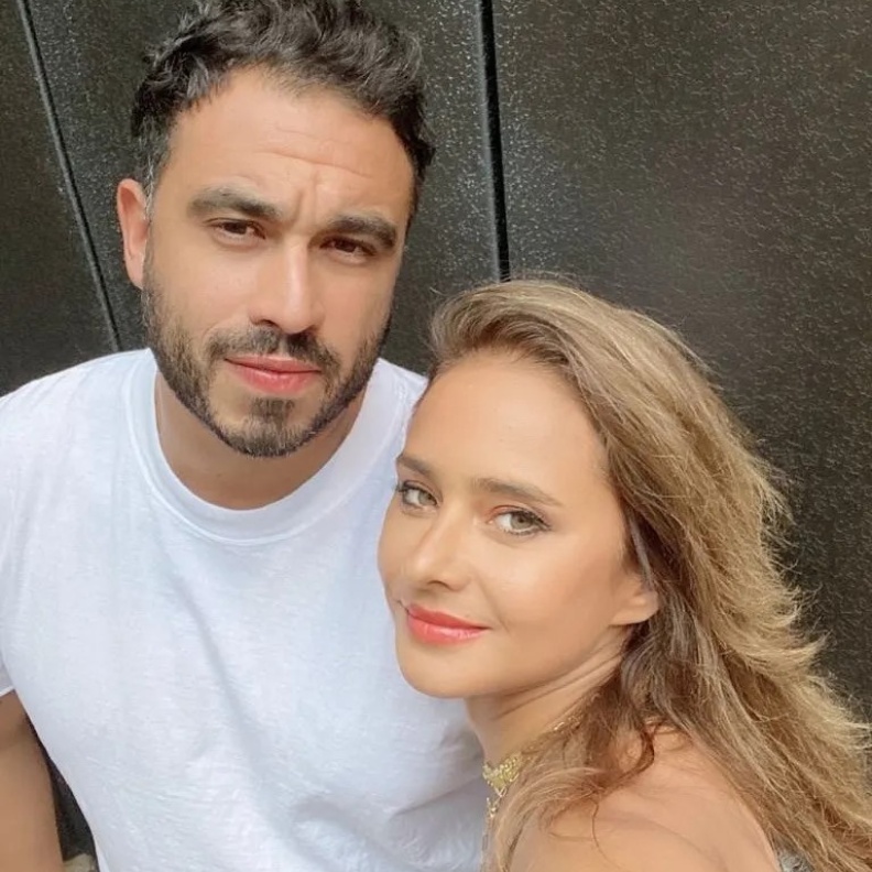 نيللي كريم وهشام عاشور