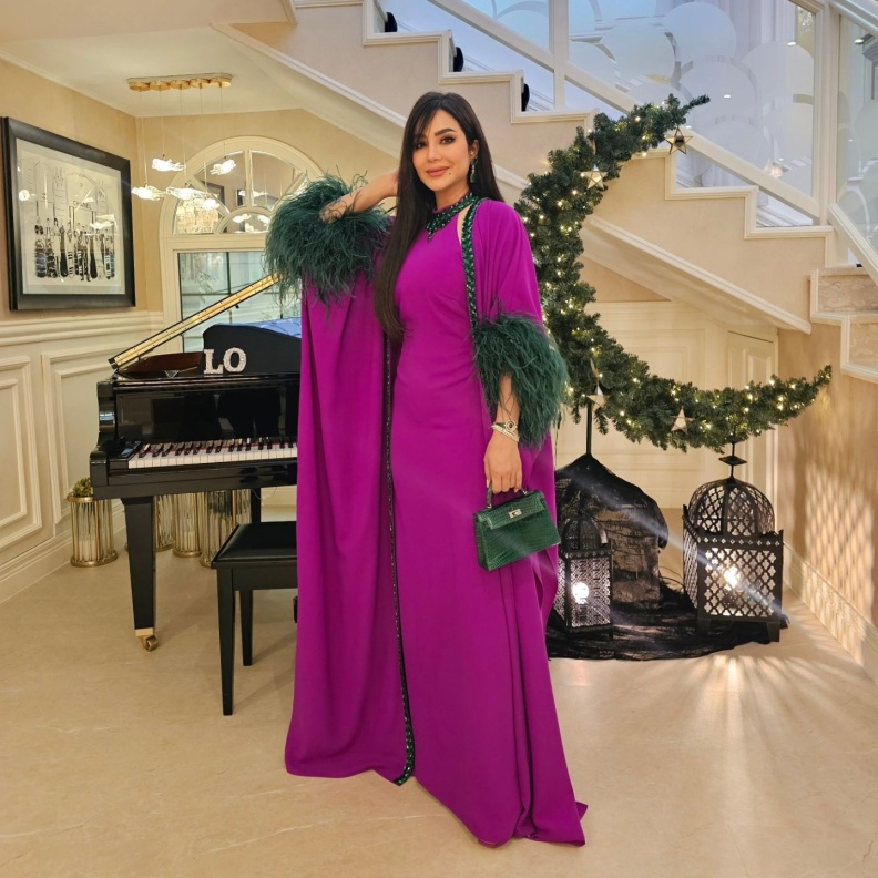 تألقي بلمسة الريش لإطلالة عصرية متفردة في أزياء عيد الفطر 2024... شاهدي أحدث اختيارات النجمات