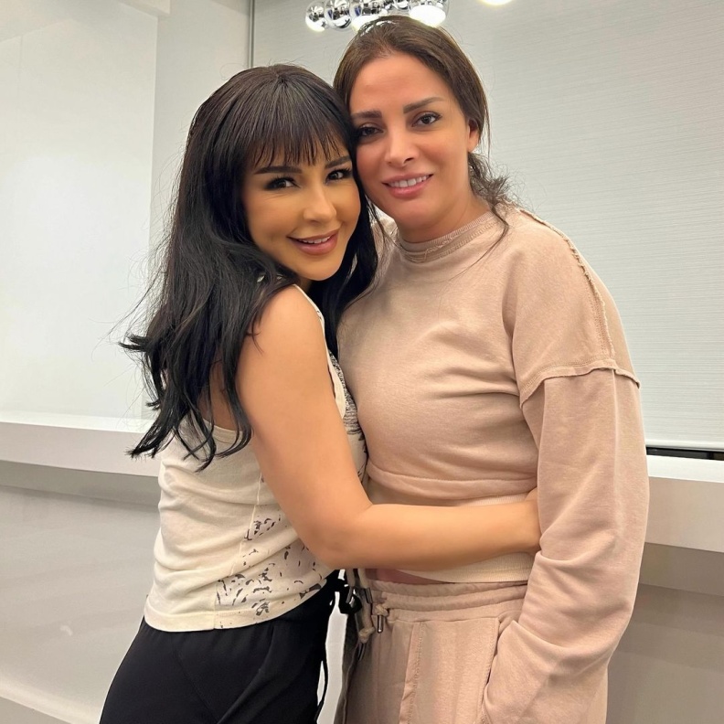 ماغي بوغص ونادين جابر