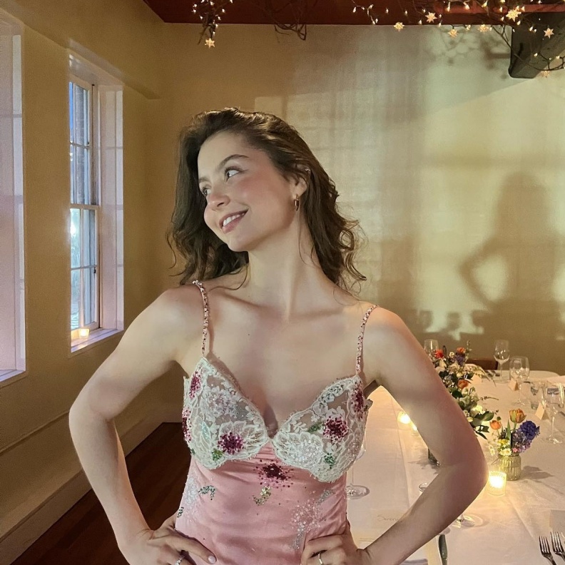 ابنة كاثرين زيتا جونز