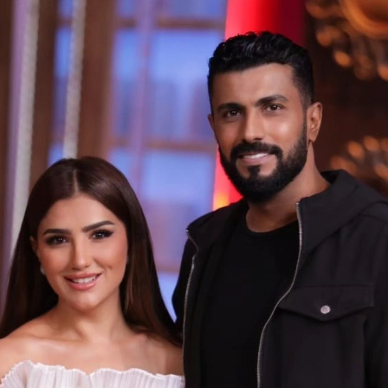 مي عمر وزوجها 