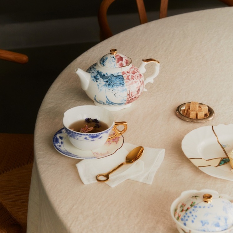 أواني زجاجية تخطف الأنظار وتكلل مائدتك المقبلة