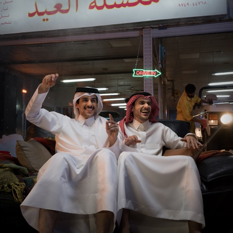 عايض يوسف وحمد الخزينة يتعاونان في فيديو أغنية "عيد بلا قيود"