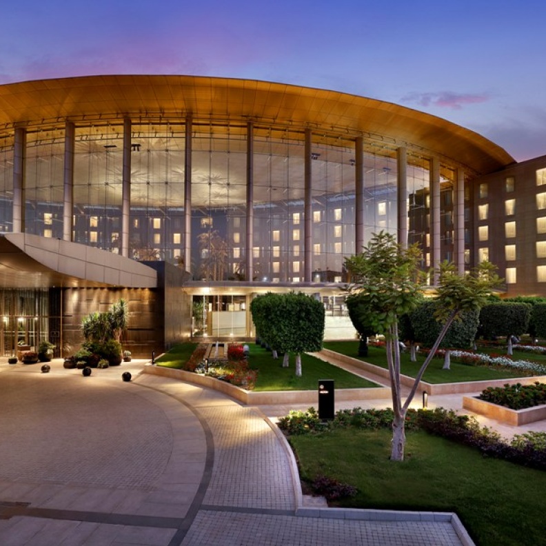  "والدورف أستوريا" يصل إلى مصر بنفحات فرعونية تقليدية فاخرة