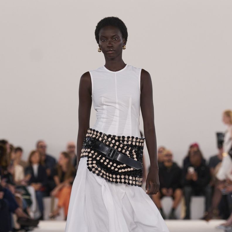  أبرز أنواع الأحزمة هذا الموسم وكيف تستخدمينها؟