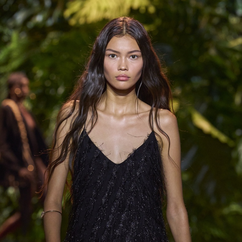 فستان ريش أسود من Roberto Cavalli