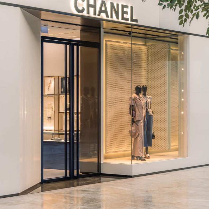CHANEL تفتتح أول بوتيك لها في البحرين