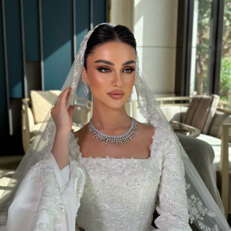 من مكياج العرايس من خبيرة المكياج زينه عادل