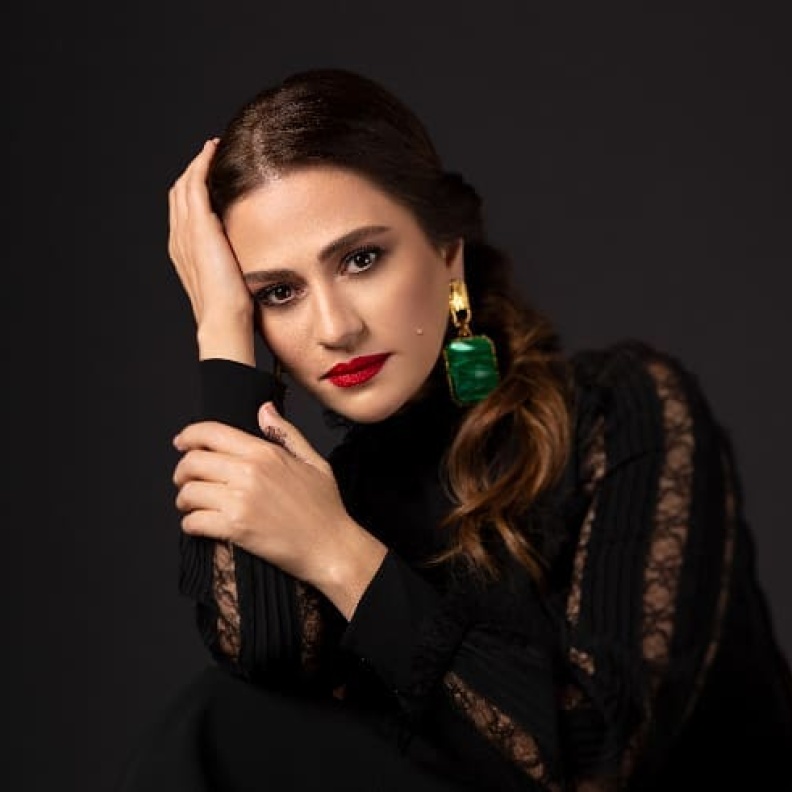 جوليا بطرس... فنانة أبعدها كبريائها عن حبيبها فعاد الحب وجمع ما أفسده الفراق