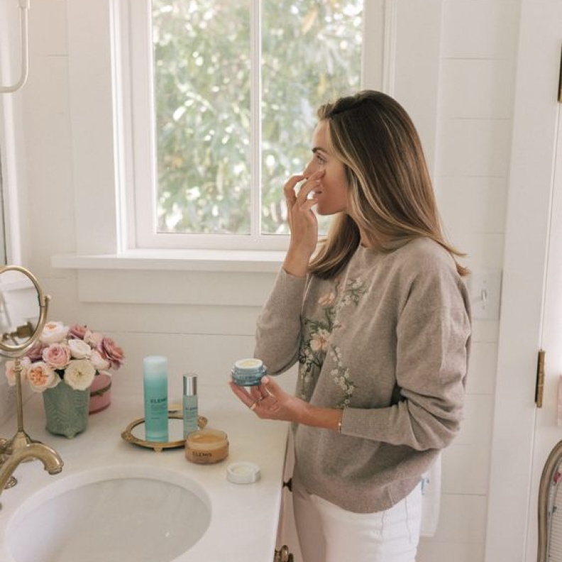 الحمام في غرفة النوم يقلل من الوقت المستغرق في الانتظار لاستخدام الحمام المشترك