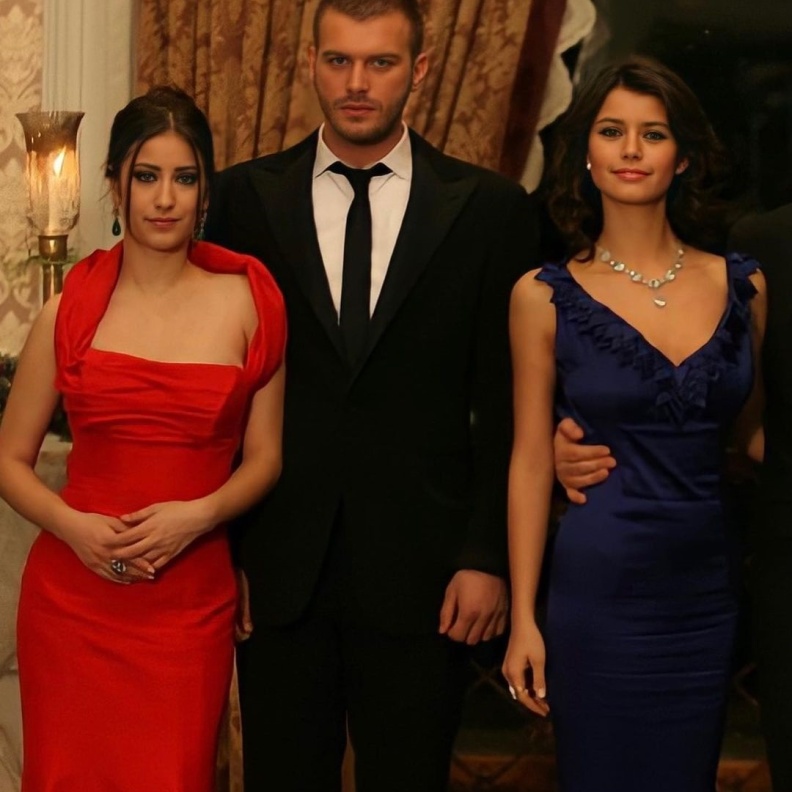  أدوار لا تنسى للمشاهير الأتراك