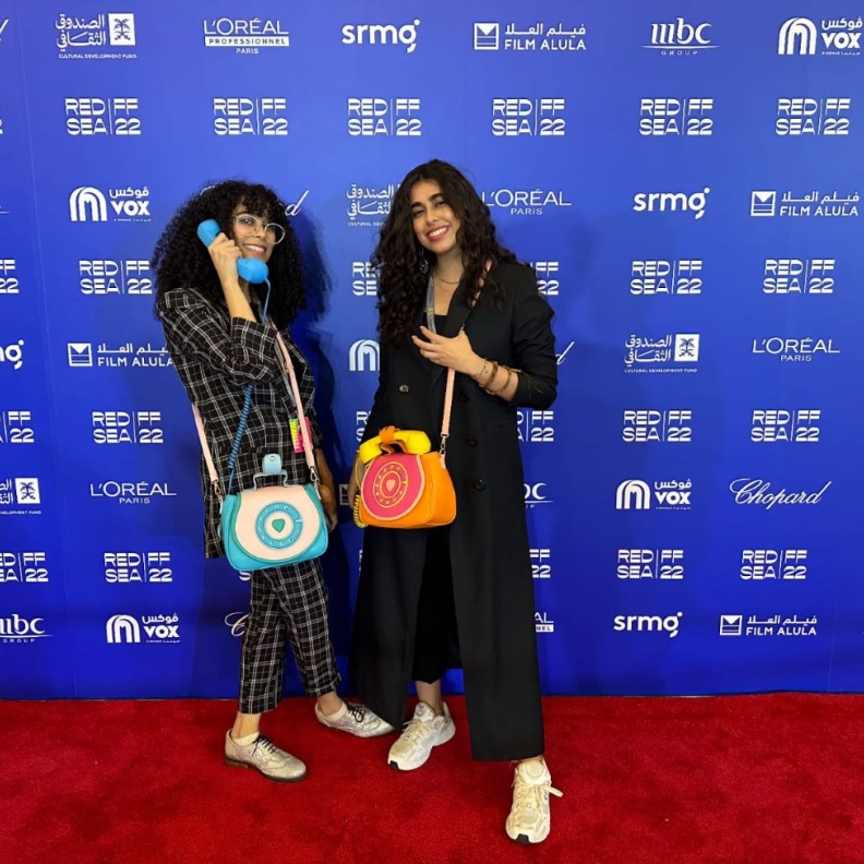 المخرجتان دانه ورنيم المهندس الفائزتين ببرنامج أفلام العلا تبتكر 