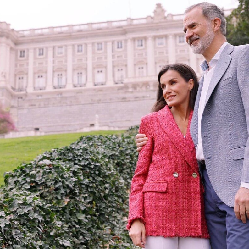 الملكة ليتيزيا والملك فيليبي يحتفلان بالذكرى العشرين لزواجهما