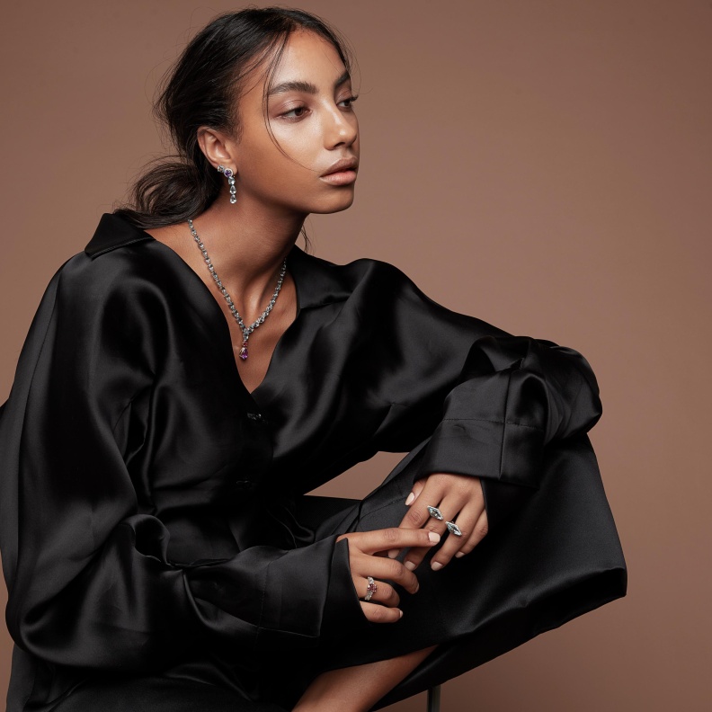 ما الفرق بين الأكوامارين والألماس