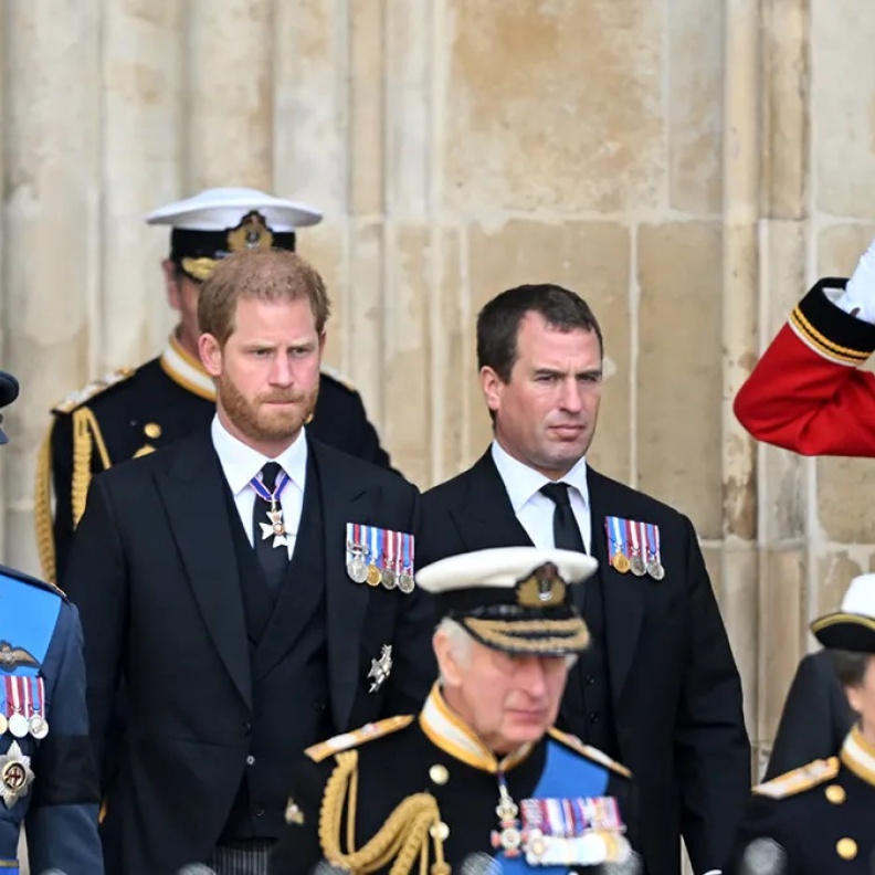 قانون جديد يجبر أمراء بريطانيا الصغار على الخدمة العسكرية