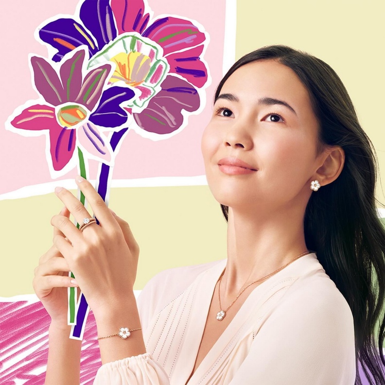 مجوهرات الورود