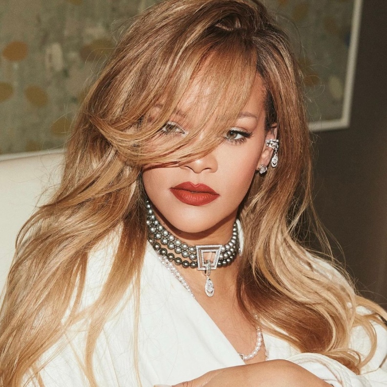 واكبي أحدث صيحات المجوهرات الرائجة على خُطى نجمات العالم من دار ميسيكا Messika