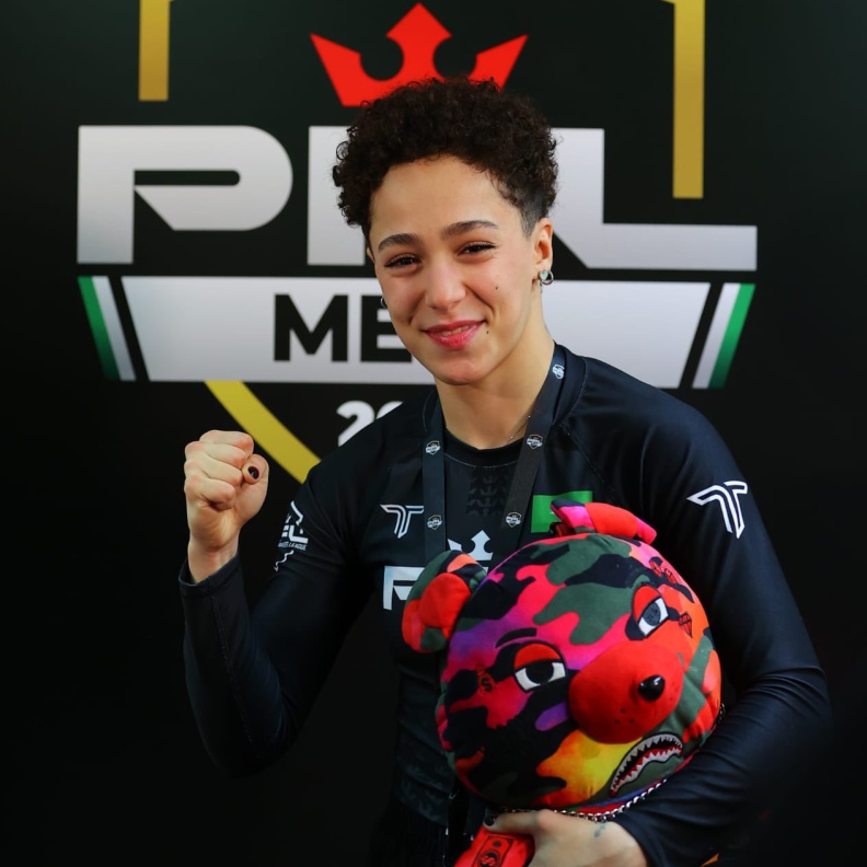 انتصرت بالضربة القاضية.. الملاكمة السعودية هتان السيف تحقق إنجازًا غير مسبوق 