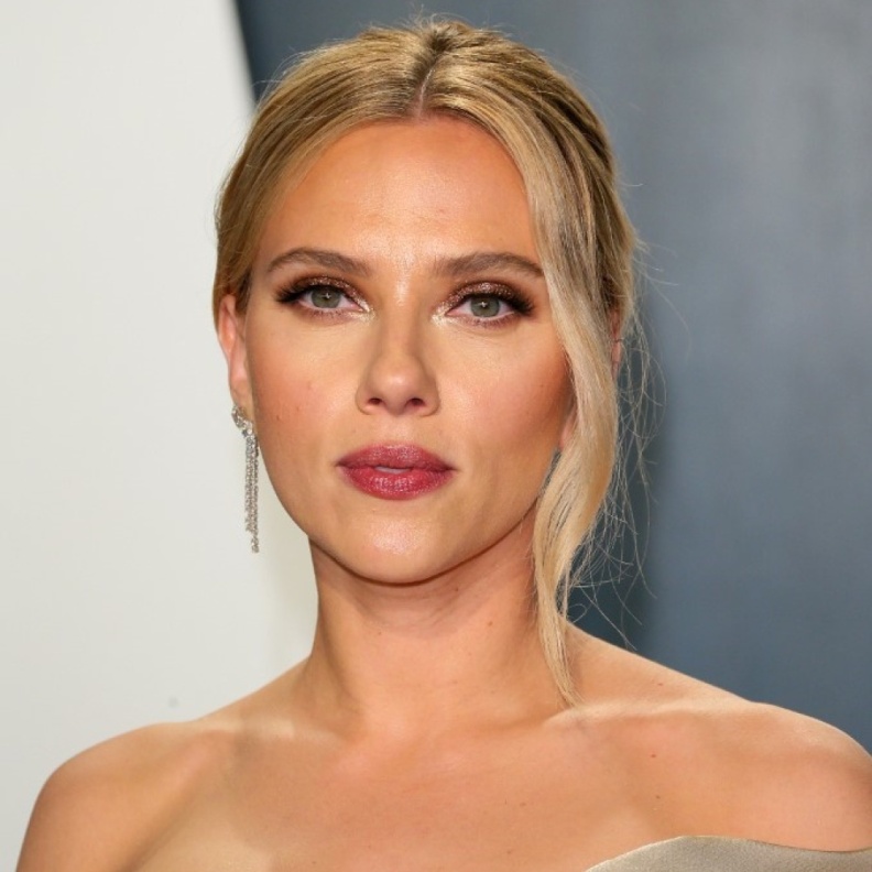 سكارليت جوهانسون