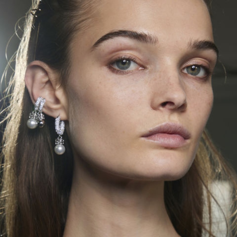 إكتشفي غسول الوجه المناسب لنوع بشرتك مع خياراتنا المجربة